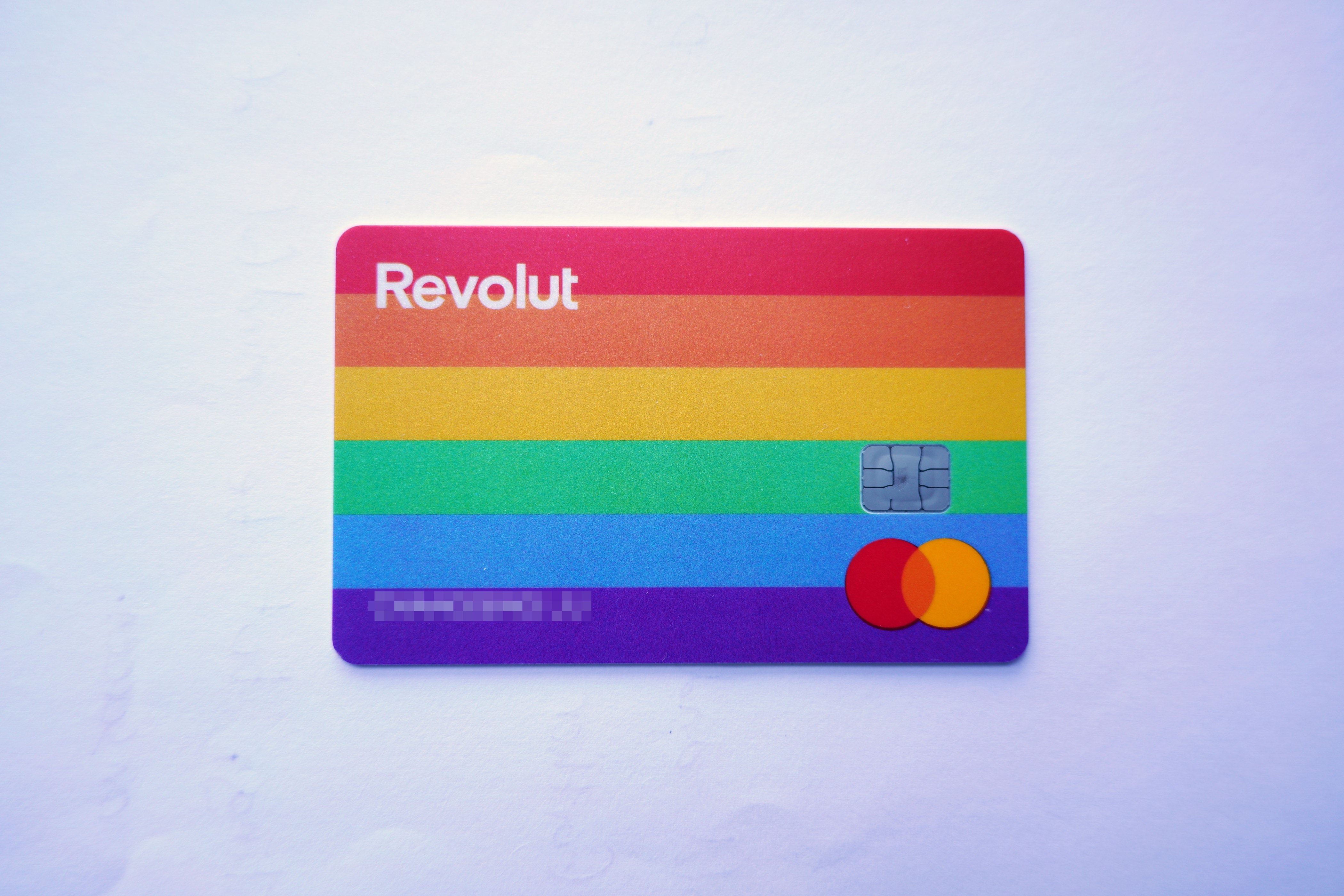 Revolut - 01.jpg